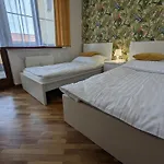 3-Bedroom Apt In Town Square